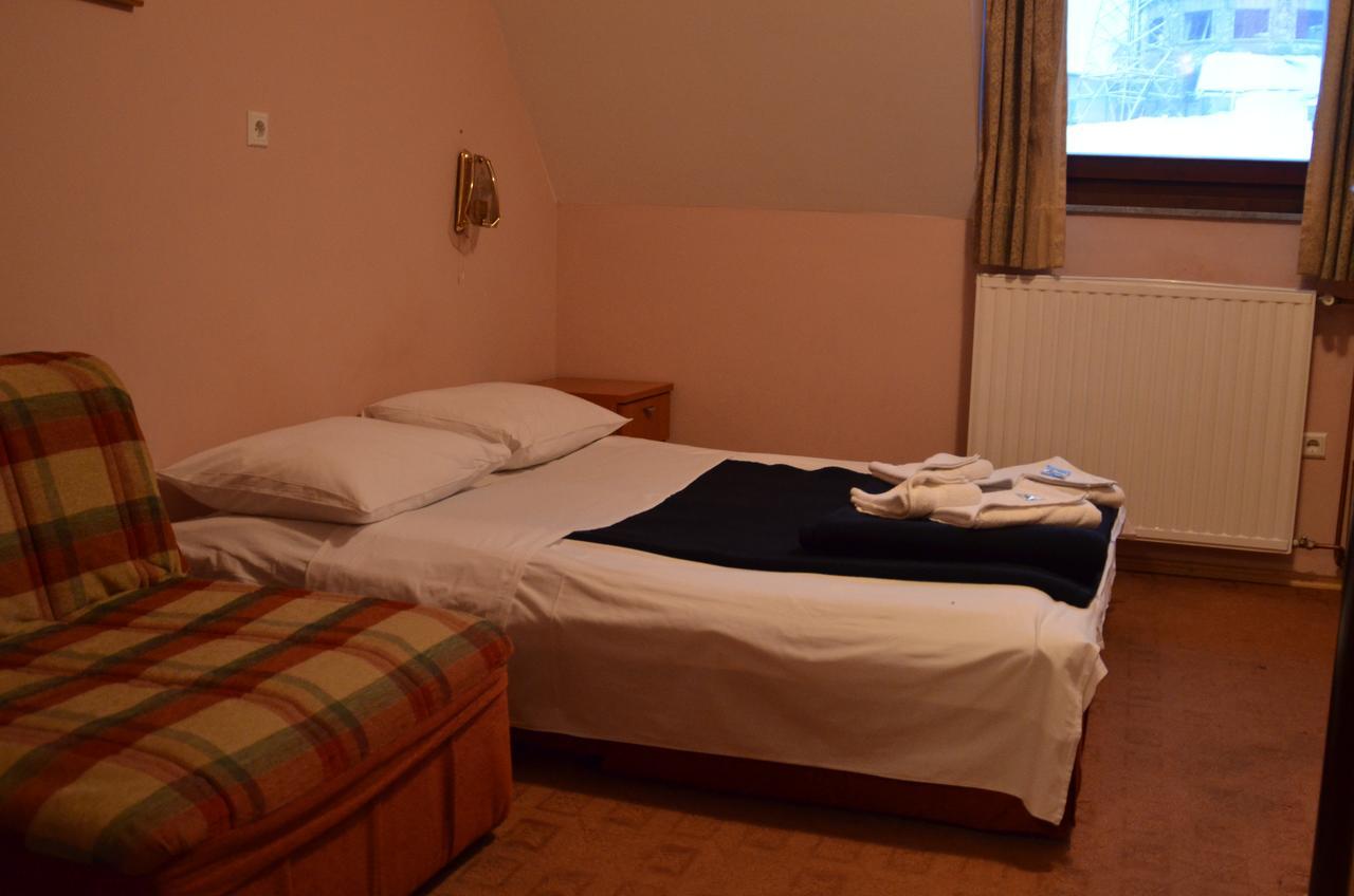 Hotel Dva Javora Яхорина Екстер'єр фото